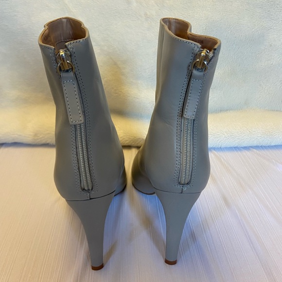 Steve Madden HALENA  Leather Pointed Toe Ankle Boots Size 11 - Picture 7 of 8